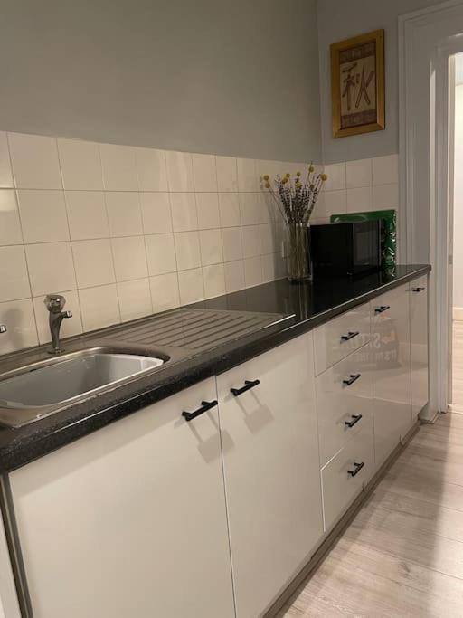 The Vault - Cosy Apartment In Central Hove / ブライトン エクステリア 写真